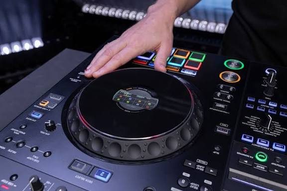 AlphaTheta XDJ-AZ 4-channel Digital DJ System at Ragtime Beirut Lebanon