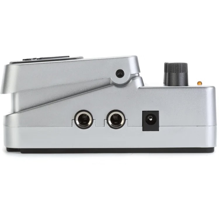 Behringer DR600 Digital Reverb Pedal at Ragtime Beirut Lebanon