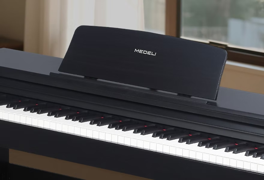 Medeli UP105 digital piano black with bluetooth